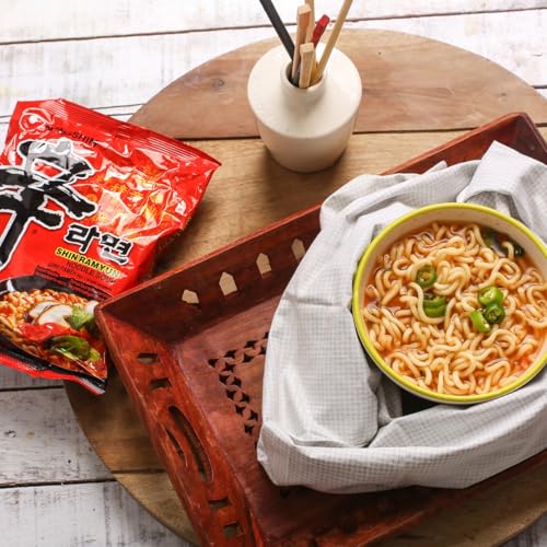 Nongshim Shin Ramyun Korean Style Spicy Noodle Soup Instant Noodles, 21.16 oz ℮ 600 g